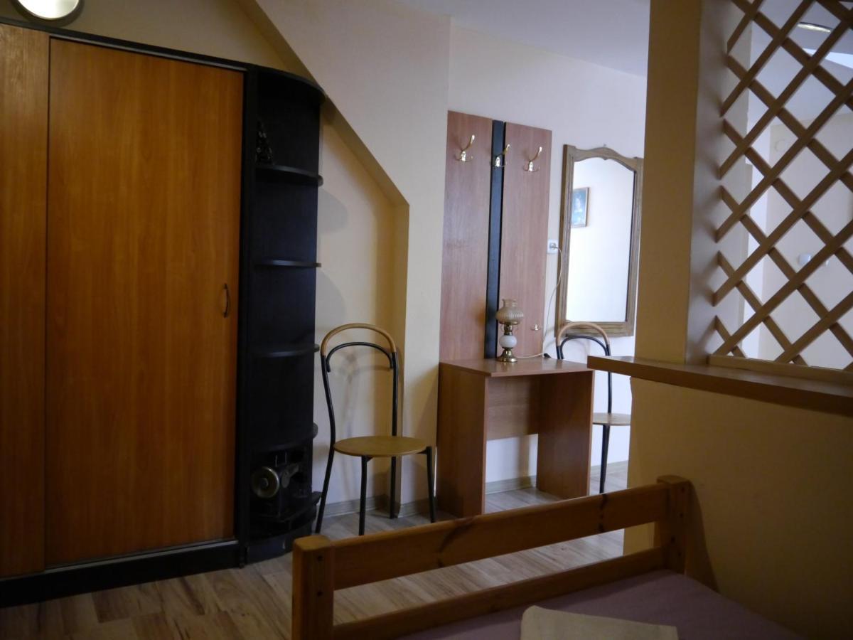 Brama Bieszczad Apartment Lesko Exterior photo