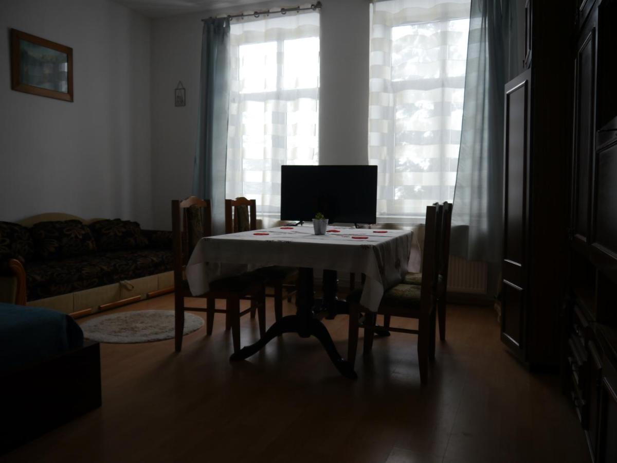 Brama Bieszczad Apartment Lesko Exterior photo