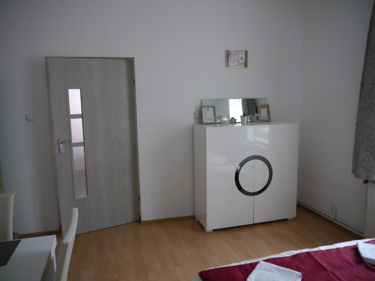 Brama Bieszczad Apartment Lesko Exterior photo